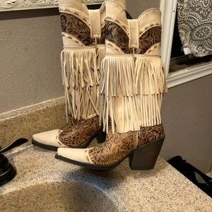 listing-status-banner